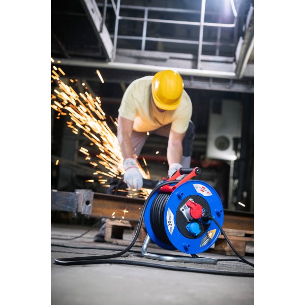 BRENNENSTUHL Kabeltromle 400V 30M - 230V Schuko udtag - 2387672 ##