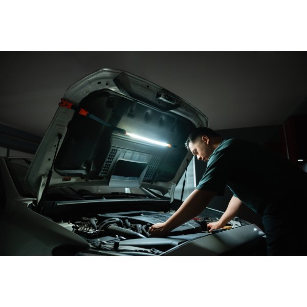 NEBO Bando 1K Strap light genopladelig 1000 lumen - 