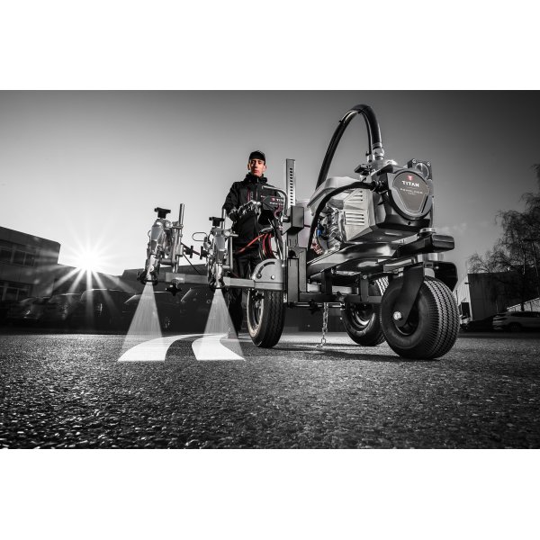 TITAN PowrLiner 5500 M/ Smartarm - Vejstribevogn