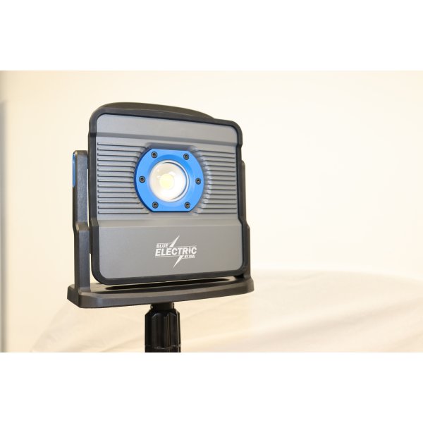 BLUE ELECTRIC stander for arbejdsbelysning - 2 M - Letvgt - 2293186